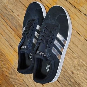 Adidas Orcholite sneaker